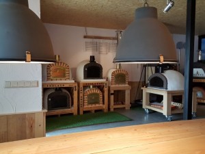 Pizzaovens showroom robuust Wonen