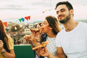 Pizza aus dem Holbackofen